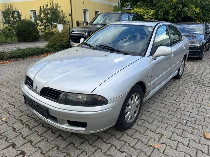 Mitsubishi Carisma