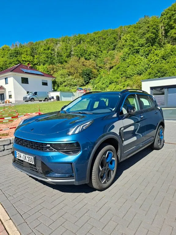 Lynk&Co 02