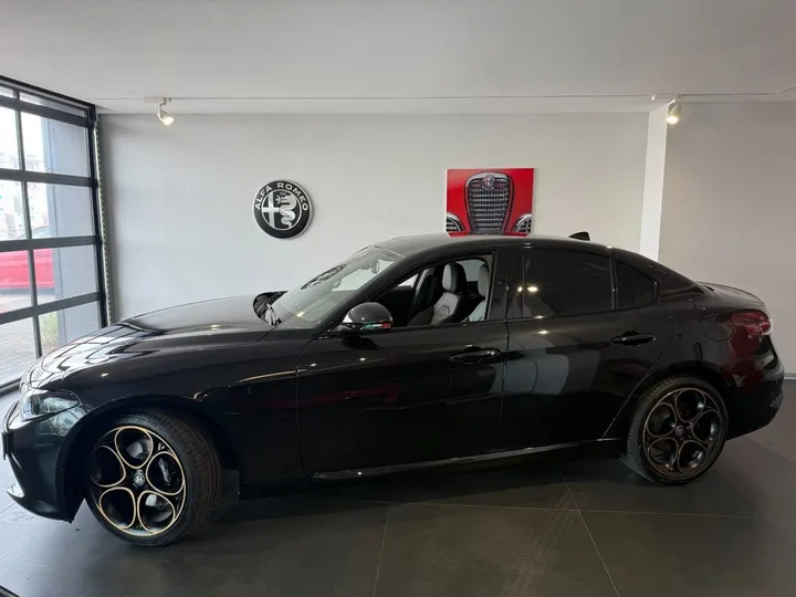 Alfa Romeo Giulia