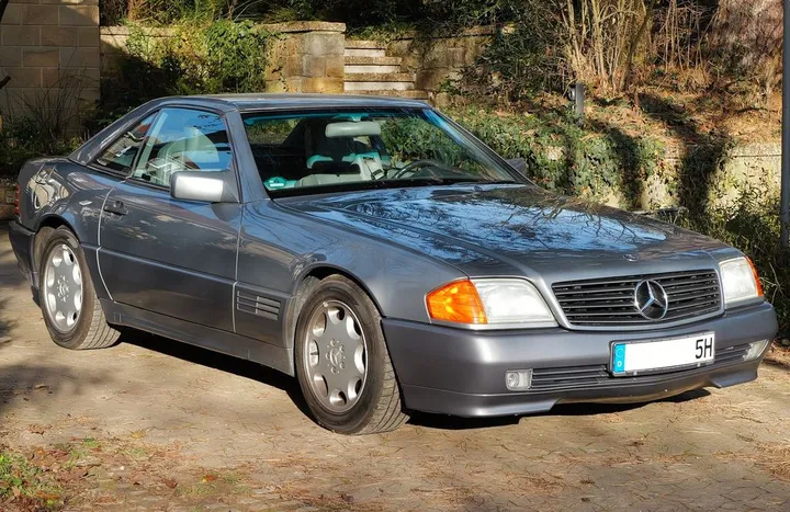Mercedes-Benz SL 300
