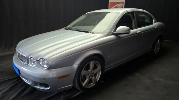 Jaguar X-Type