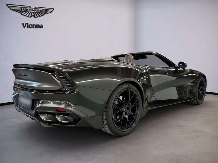Aston Martin Vanquish