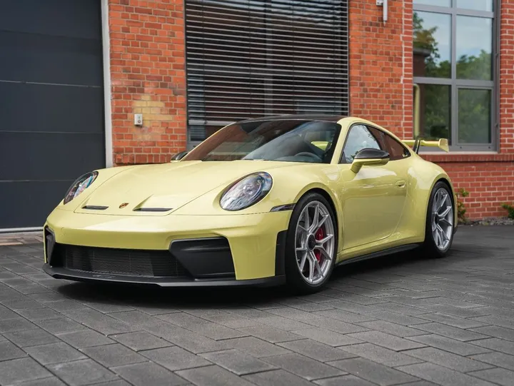 Porsche 992