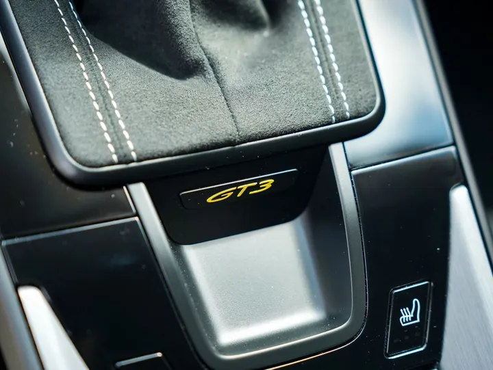 Porsche 992
