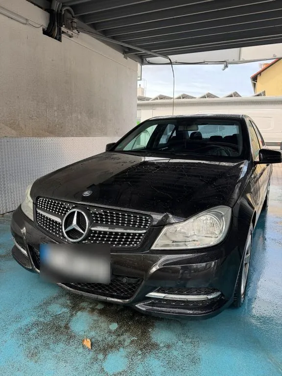 Mercedes-Benz C 200