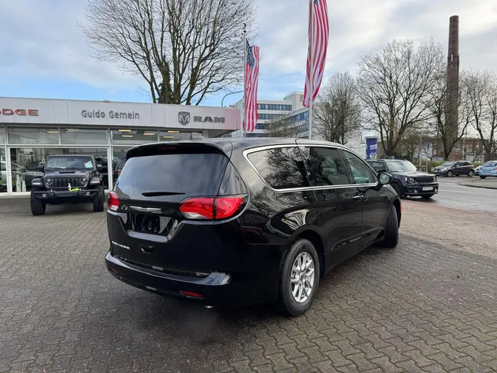 Chrysler Pacifica