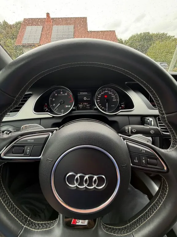 Audi S5
