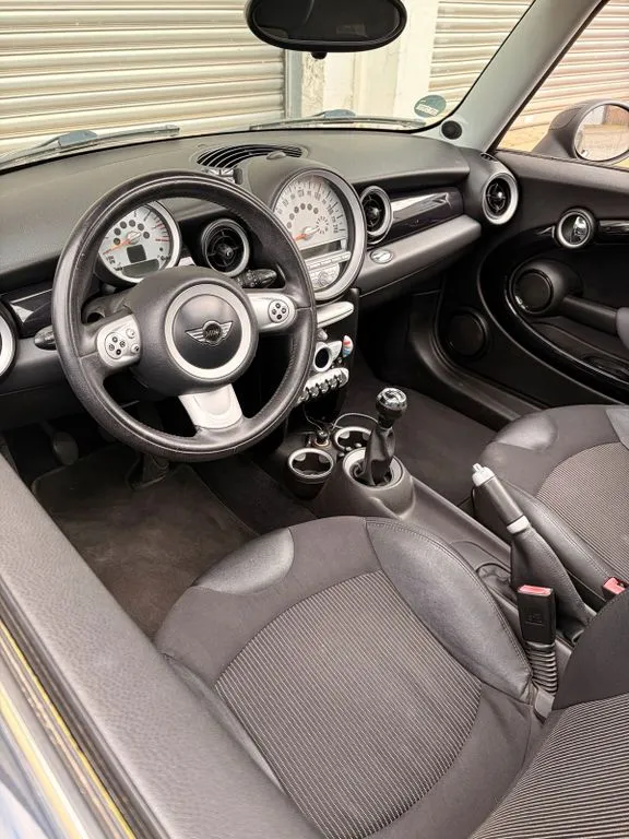 MINI Cooper Clubman