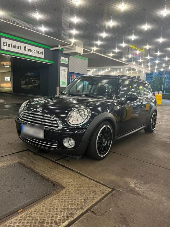 MINI Cooper Clubman