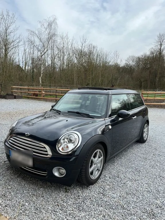 MINI Cooper Clubman