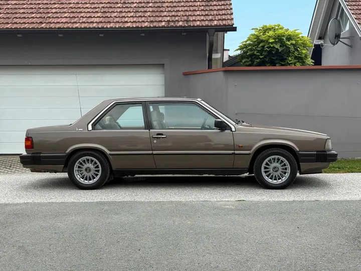 Volvo 780
