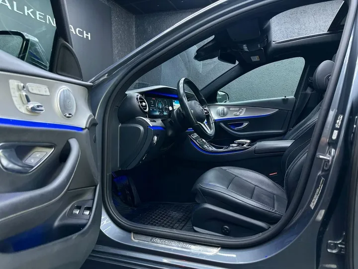 Mercedes-Benz E 400