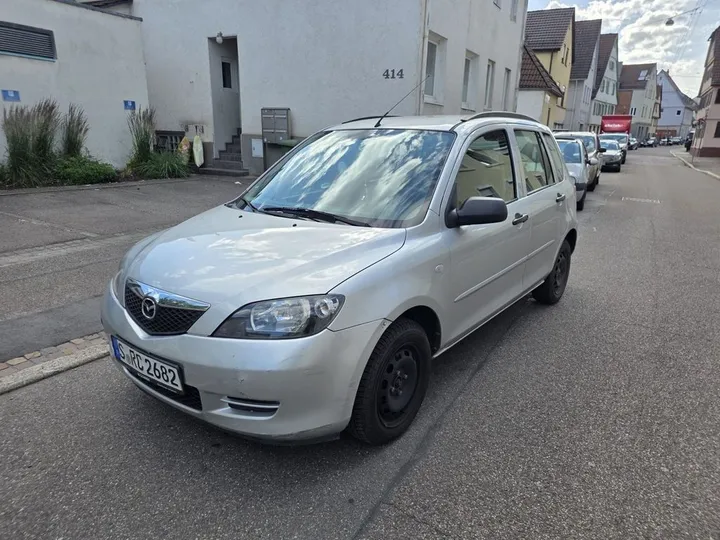 Mazda 2