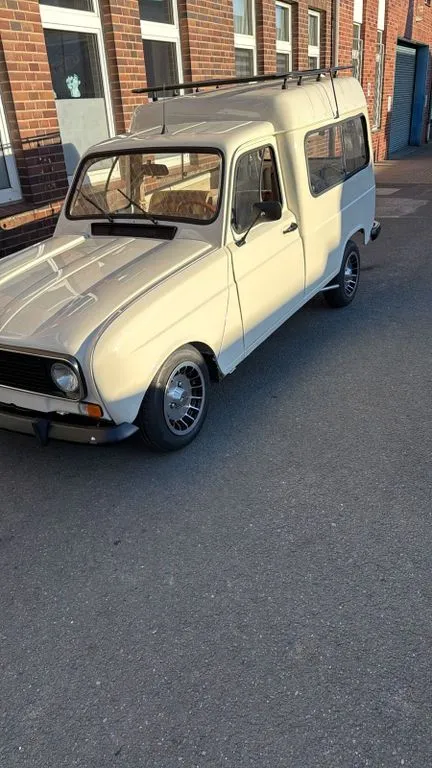 Renault R 4