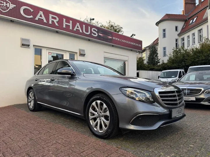 Mercedes-Benz E 220