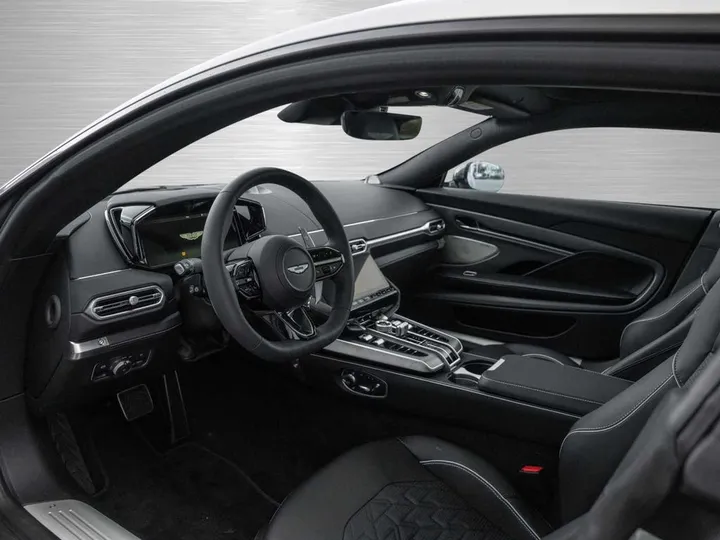 Aston Martin Vanquish
