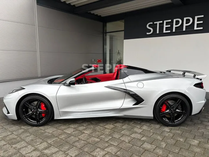 Corvette C8