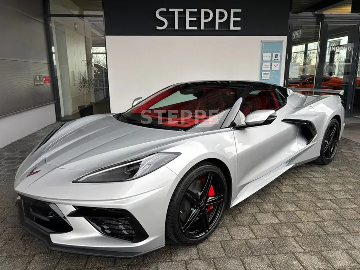 Corvette C8