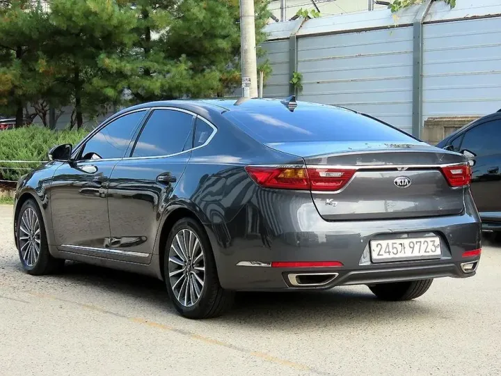 Kia K7