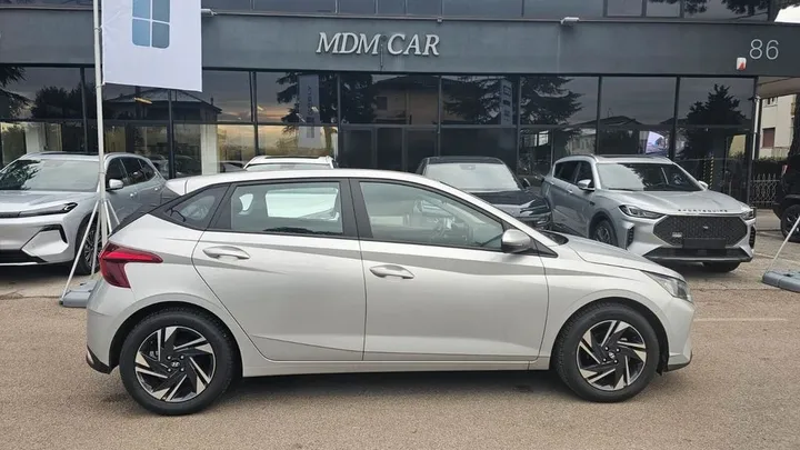 Hyundai i20