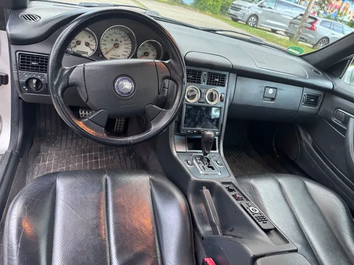 Mercedes-Benz SLK 200
