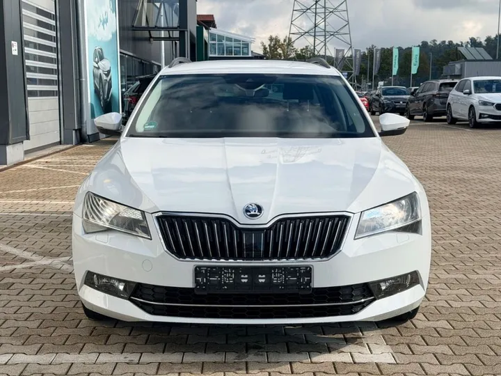 Škoda Superb