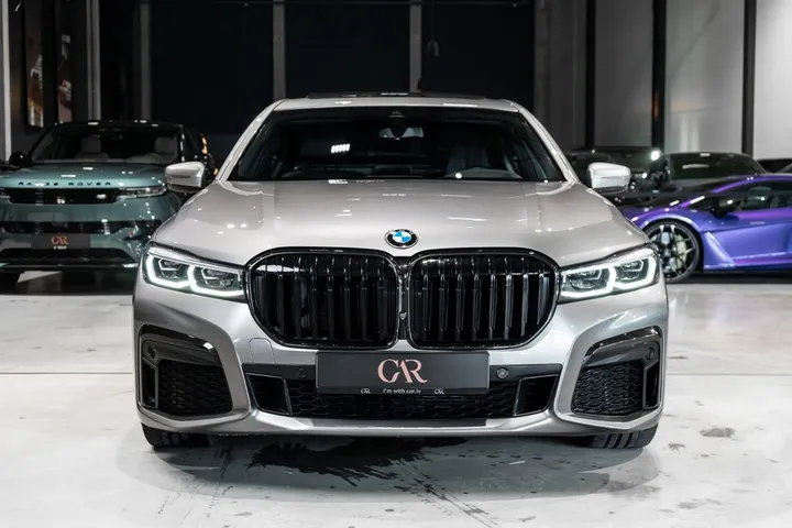BMW 730