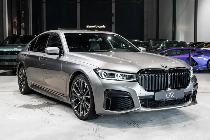 BMW 730