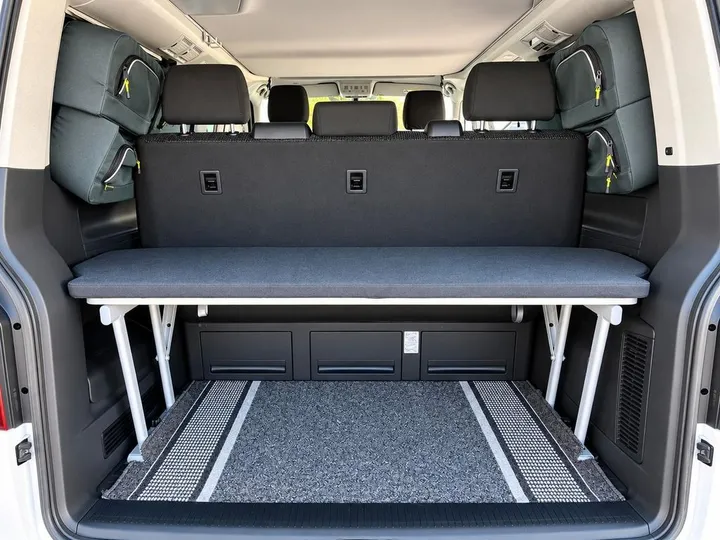 Volkswagen T6 California