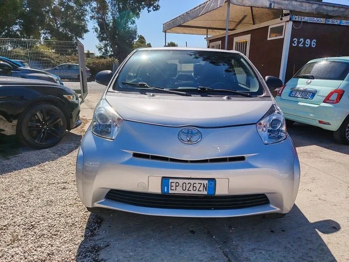 Toyota IQ