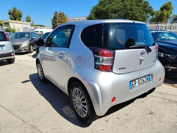 Toyota IQ
