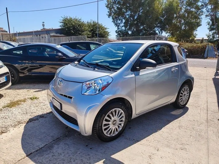 Toyota IQ
