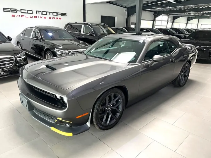 Dodge Challenger