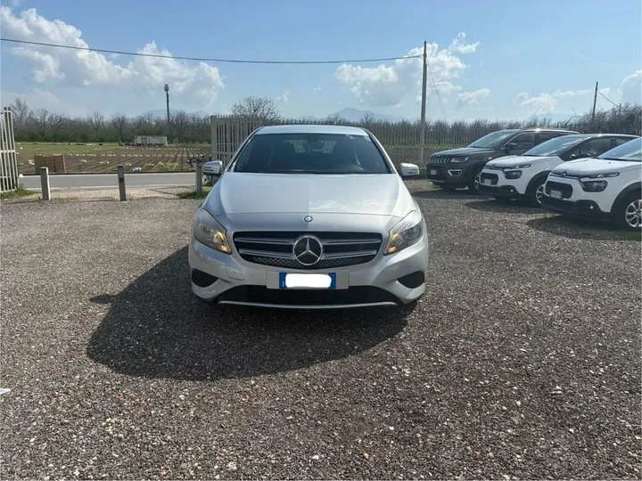 Mercedes-Benz A 180