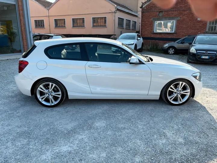 BMW 120