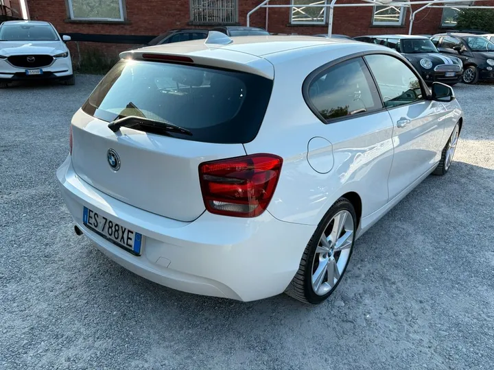 BMW 120