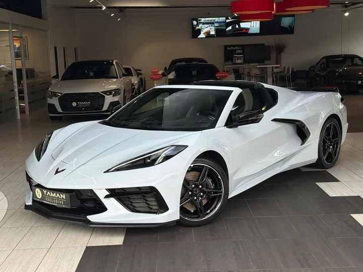 Corvette C8