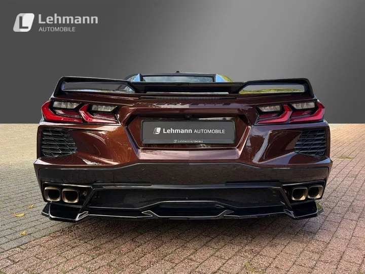 Corvette C8