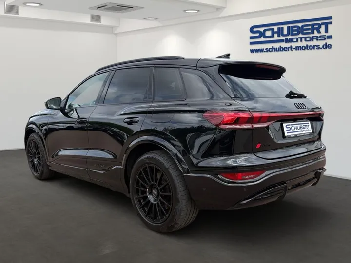 Audi SQ6 e-tron