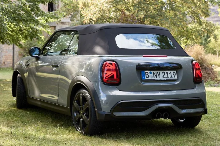 MINI Cooper S Cabrio