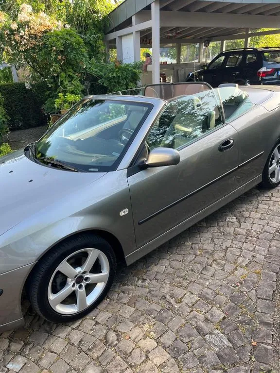 Saab 9-3