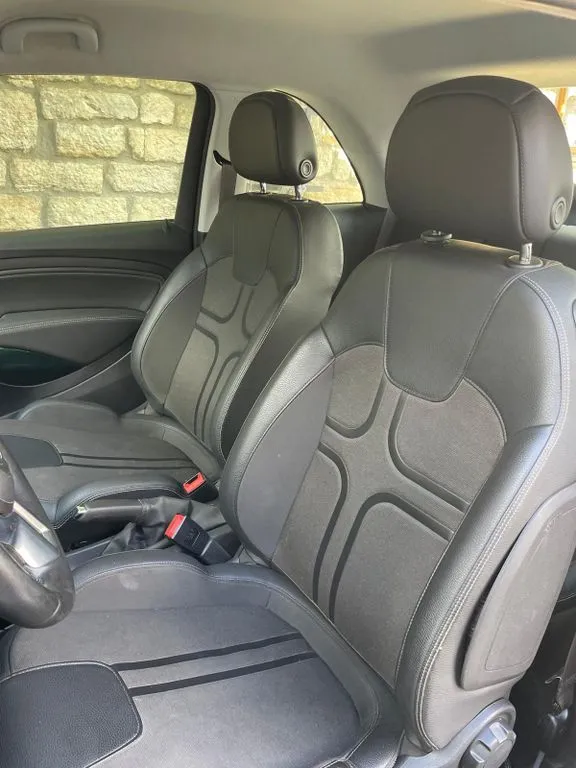 Opel Adam