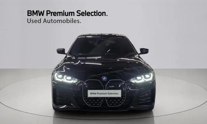 BMW i4