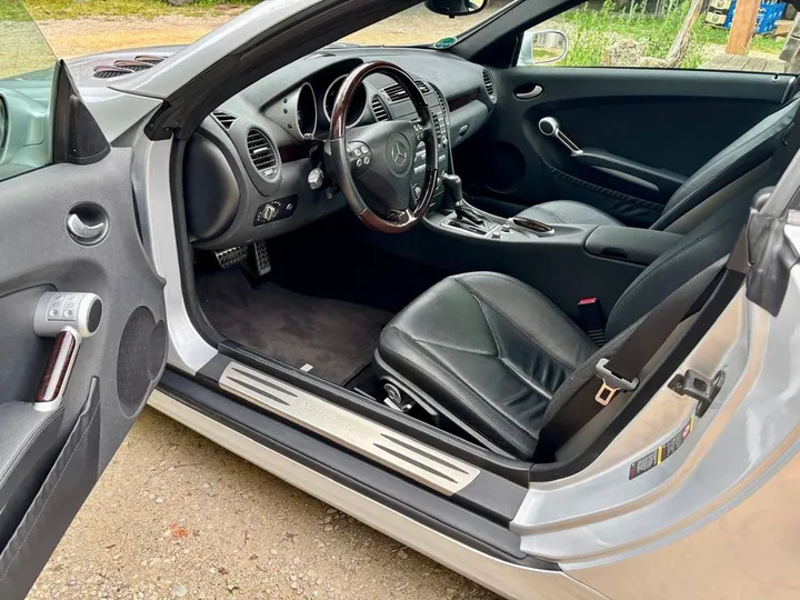 Mercedes-Benz SLK 350