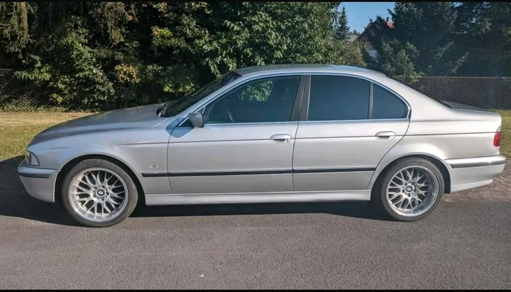 BMW 520
