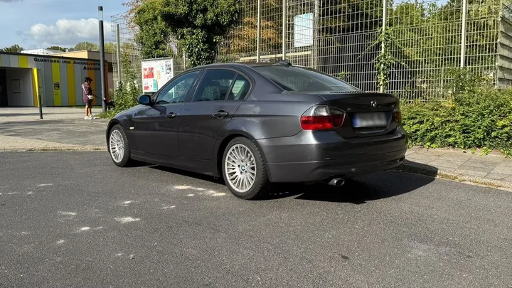 BMW 318