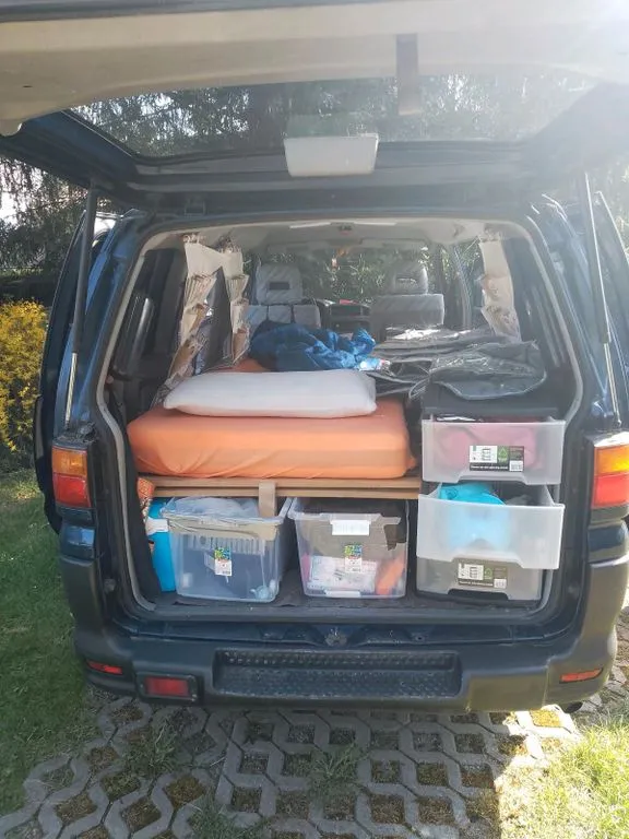 Mitsubishi Space Gear