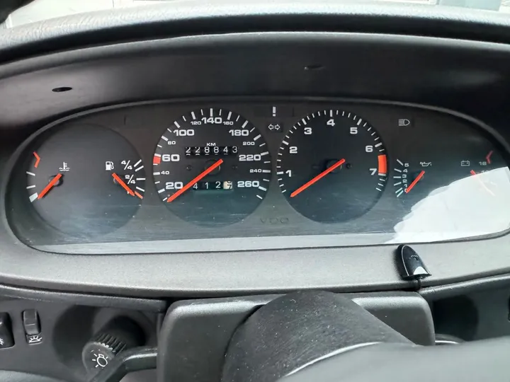 Porsche 944