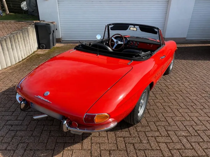 Alfa Romeo Spider