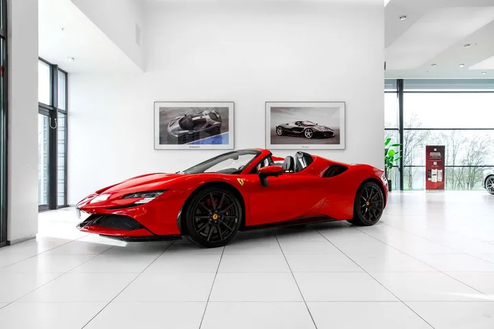 Ferrari SF90